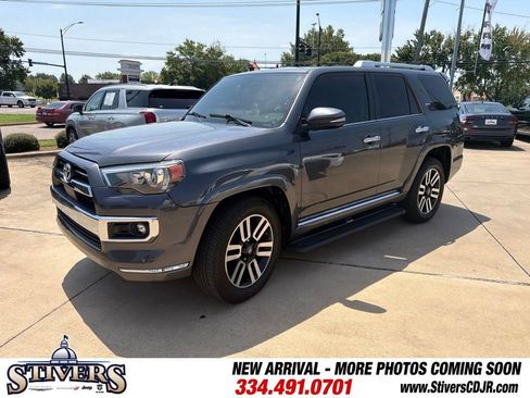 Used 2021 Toyota 4Runner Limited RWD image 5