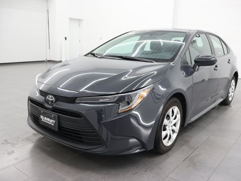 Used 2024 Toyota Corolla LE FWD image 6