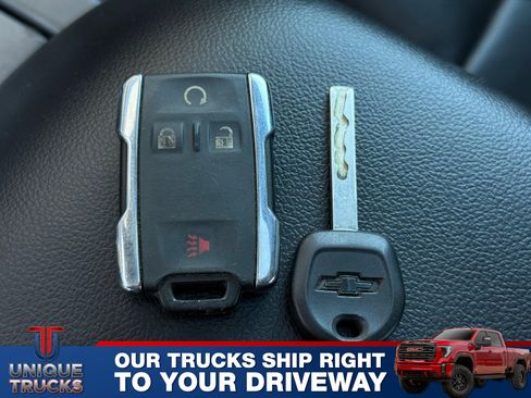 Used 2019 Chevrolet Silverado 3500 LTZ image 35