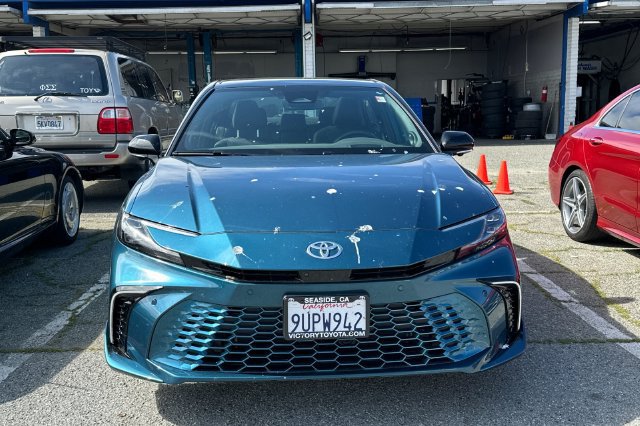 Used 2025 Toyota Camry XSE w/ Premium Plus Package FWD image 5