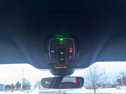 Used 2024 Audi Q5 e Premium Plus w/ Premium Plus Package image 22