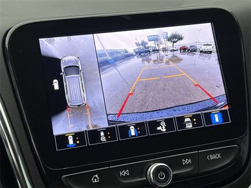 Used 2022 Chevrolet Equinox Premier image 17