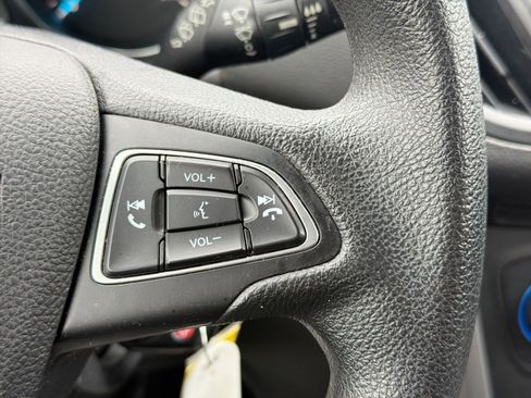 Used 2018 Ford Escape SE FWD image 27