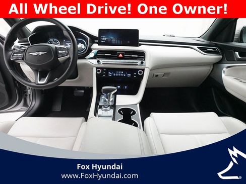 Used 2024 Genesis G70 2.5T image 5