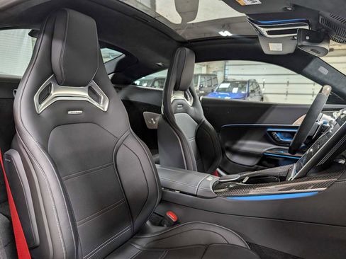 Used 2025 Mercedes-Benz AMG GT 63 image 13