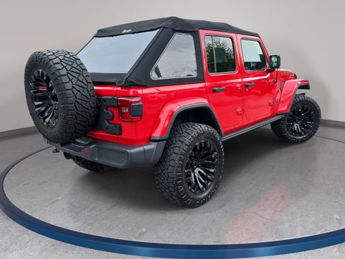 Used 2019 Jeep Wrangler Unlimited Sahara w/ Quick Order Package 24M Moab AWD/4WD image 5