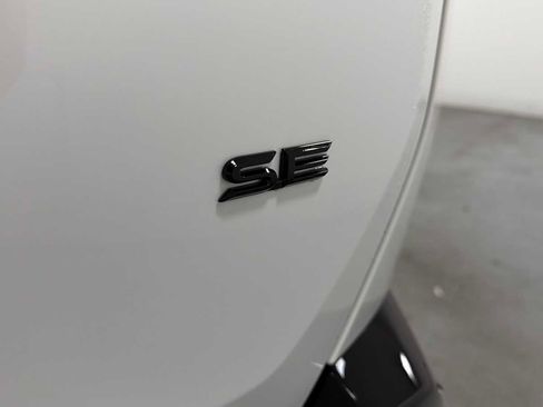 New 2026 Toyota RAV4 SE image 28