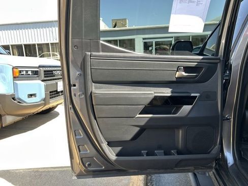 Used 2023 Toyota Tundra Limited AWD/4WD image 15