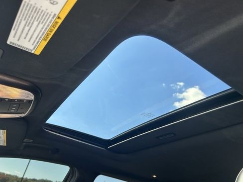 Used 2020 Jeep Grand Cherokee Limited w/ Premium Lighting Group image 26