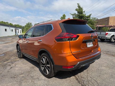 Used 2020 Nissan Rogue SL w/ Premium Package AWD/4WD image 4