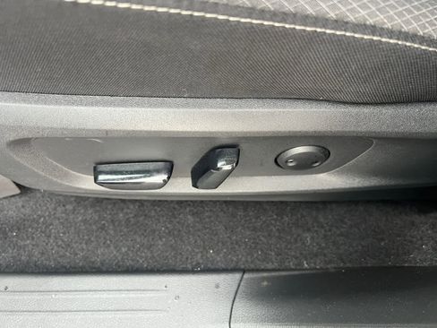 Certified 2022 Nissan Pathfinder SV w/ Cargo Package image 19