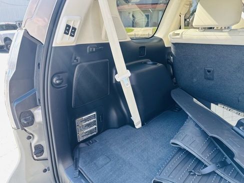 Used 2023 Lexus GX 460 Premium image 22