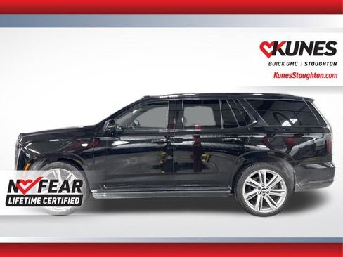 Used 2025 Cadillac Escalade Sport w/ Touring Package image 8