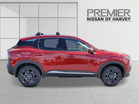 New 2026 Nissan Kicks SR FWD image 7