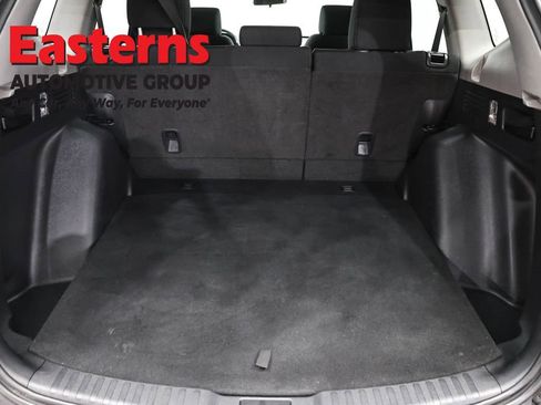 Used 2017 Honda CR-V LX image 9