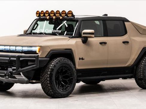 Used 2025 GMC Hummer EV 3X w/ LPO, Dark Essentials Package AWD/4WD image 12
