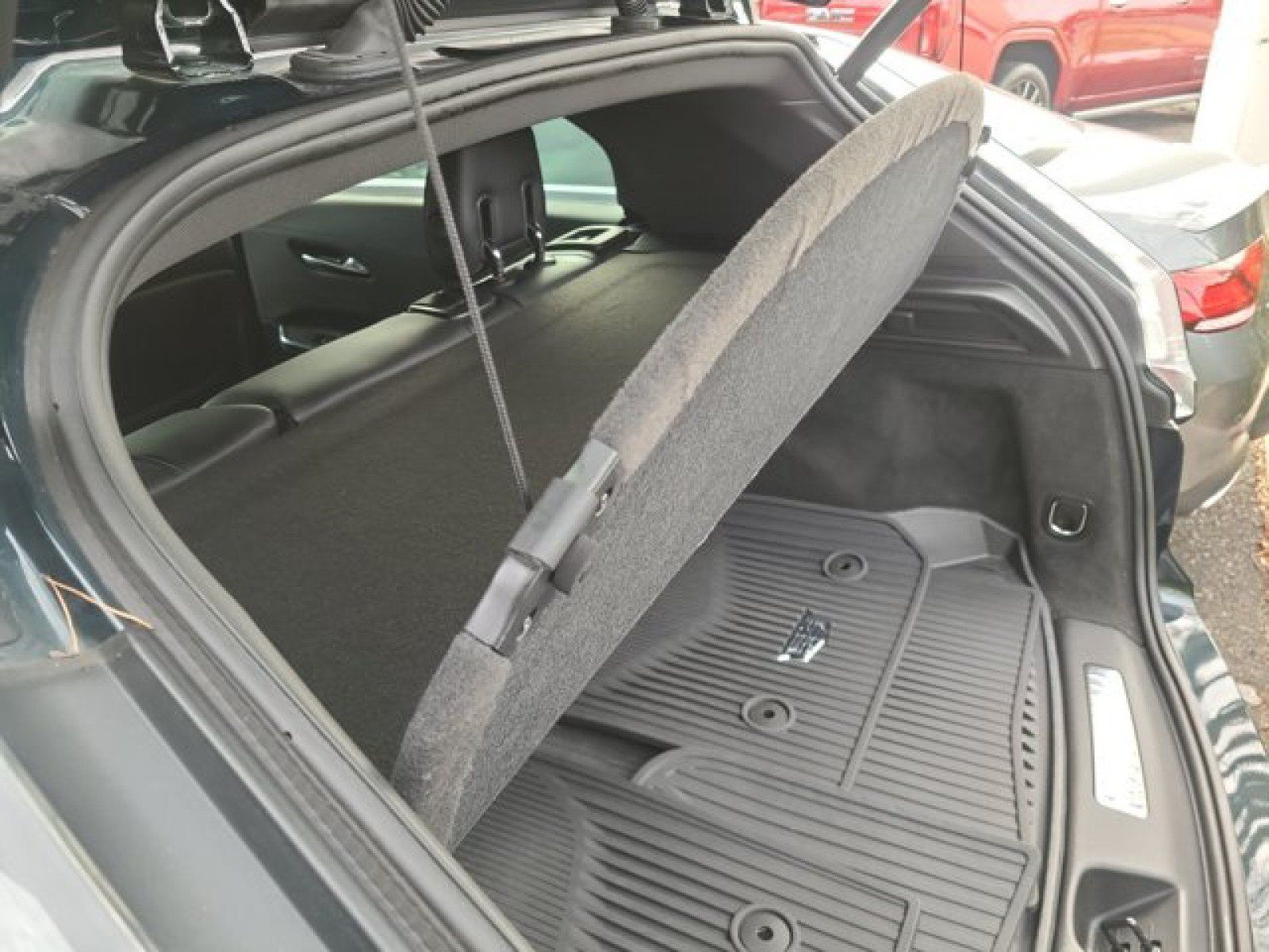 Used 2024 Cadillac XT4 Sport AWD/4WD image 37