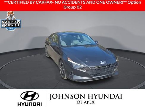 Certified 2023 Hyundai Elantra SEL w/ Convenience Package image 2
