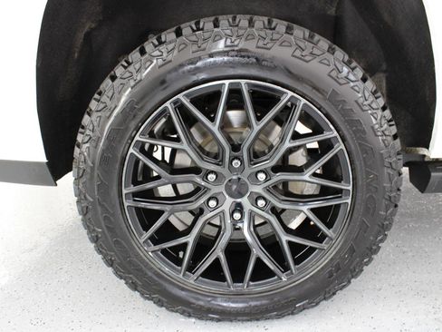 Used 2020 GMC Yukon XL Denali w/ Denali Ultimate Package image 90