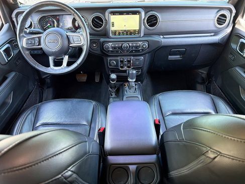 Used 2022 Jeep Wrangler Unlimited Sahara w/ Cold Weather Group AWD/4WD image 9