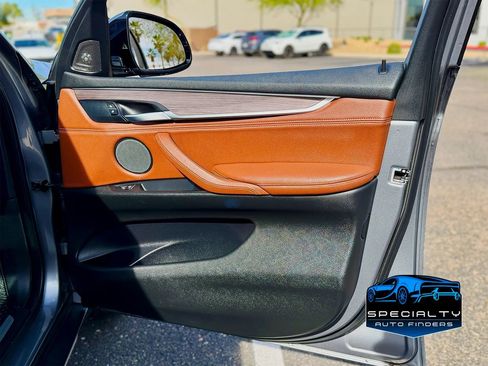 Used 2017 BMW X5 xDrive40e image 19