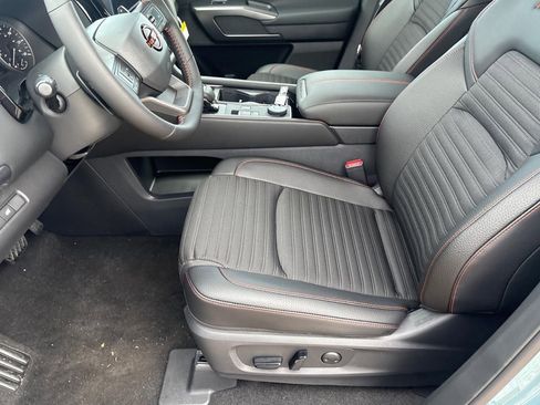 New 2026 Nissan Pathfinder Rock Creek AWD/4WD image 17