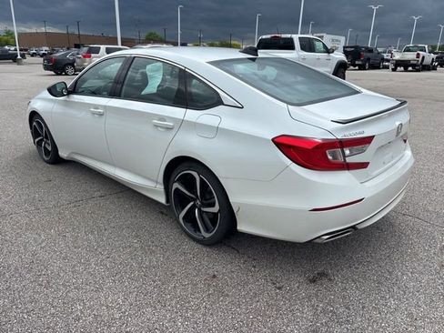 Used 2022 Honda Accord Sport image 4