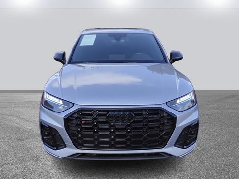 Used 2023 Audi SQ5 Premium Plus w/ Premium Plus Package image 2