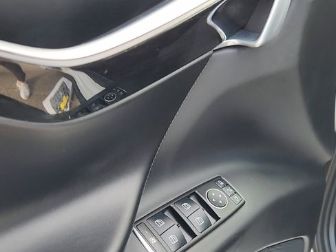 Used 2017 Tesla Model X 90D image 17