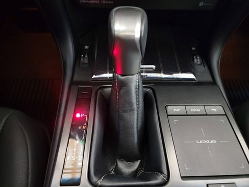 Used 2023 Lexus GX 460 Premium w/ Premium Package image 18