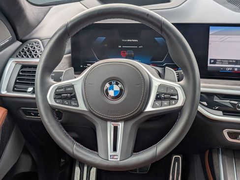 Certified 2025 BMW X7 M60i image 16
