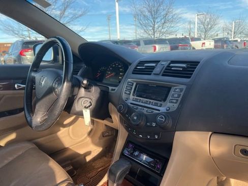 Used 2006 Honda Accord EX image 30
