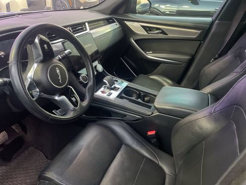 Used 2021 Jaguar F-PACE R-Dynamic S image 4