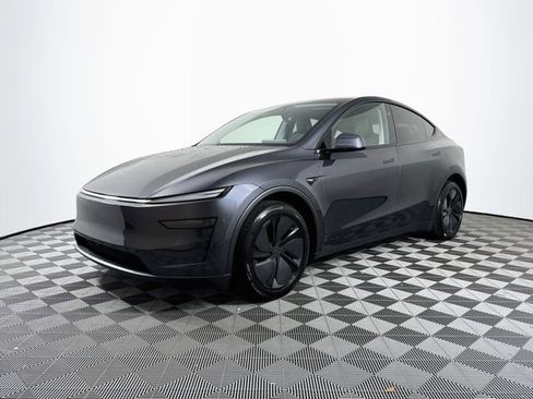 Used 2026 Tesla Model Y AWD image 50