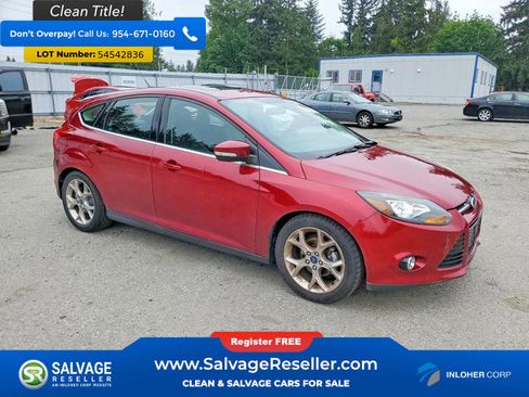 Used 2014 Ford Focus Titanium FWD image 5