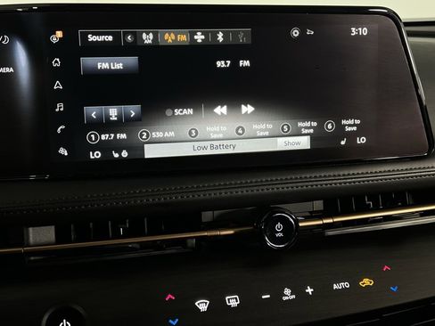 Used 2024 Nissan Ariya AWD image 20