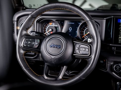 Used 2024 Jeep Wrangler Unlimited Rubicon 392 AWD/4WD image 32