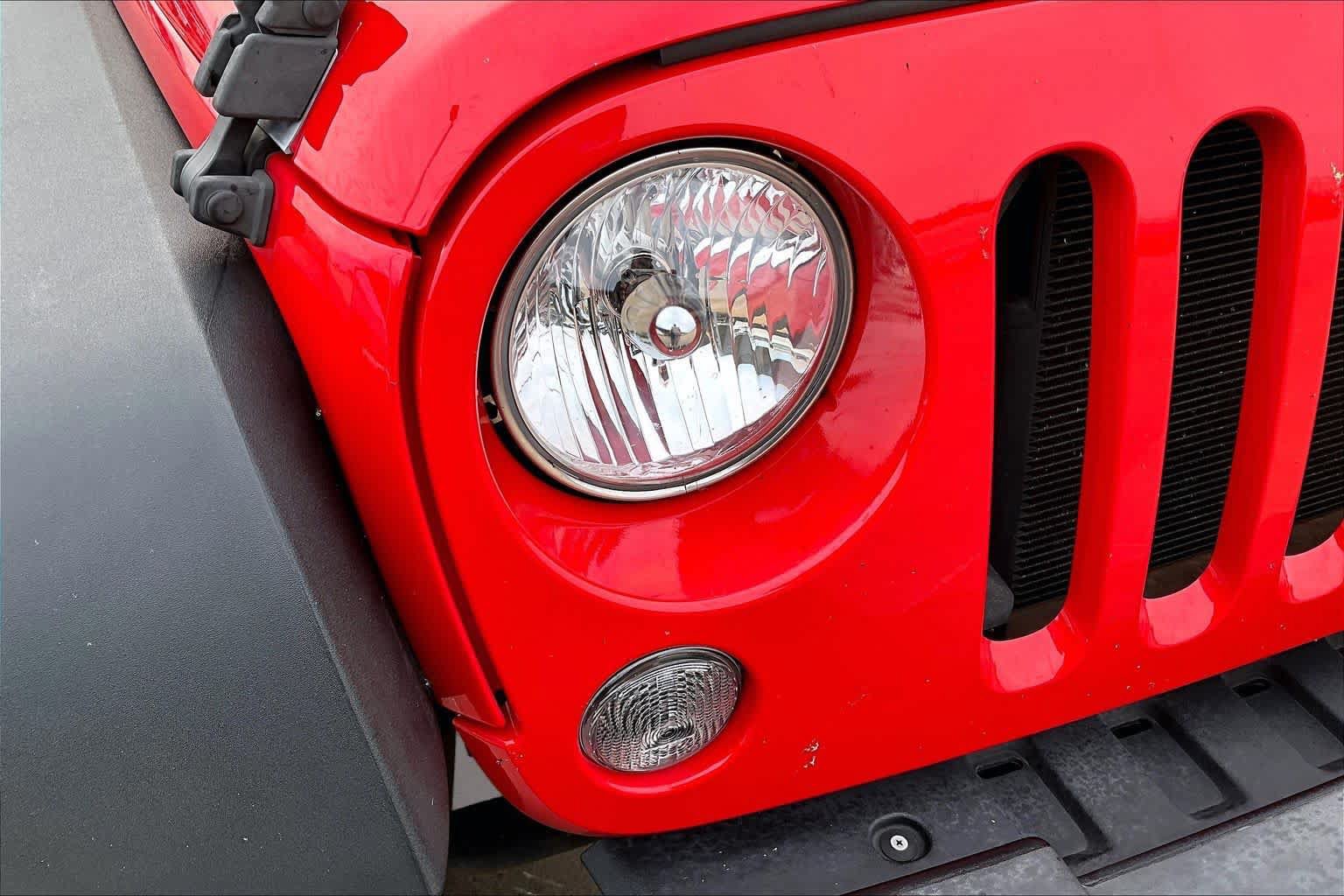 Used 2016 Jeep Wrangler Sport w/ Connectivity Group AWD/4WD image 25