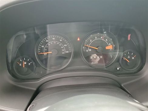 Used 2016 Jeep Patriot 75th Anniversary w/ Power Value Group image 27