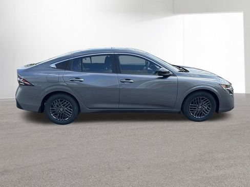 New 2026 Nissan Sentra SV w/ SV Convenience Package FWD image 32