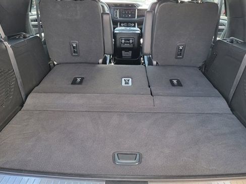 Used 2023 GMC Yukon Denali AWD/4WD image 59