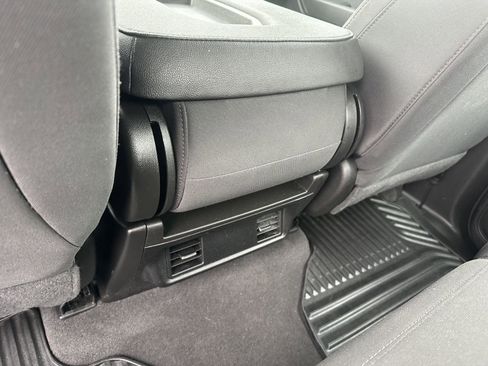 Used 2023 GMC Sierra 1500 Pro w/ Fleet Convenience Package image 12