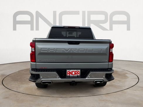 Used 2025 Chevrolet Silverado 1500 LTZ AWD/4WD image 9