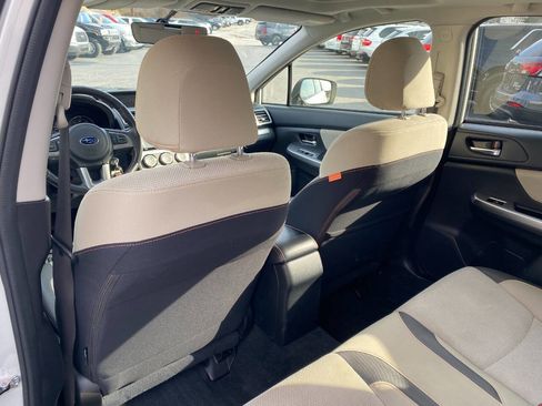 Used 2017 Subaru Crosstrek 2.0i Premium w/ Moonroof Package image 22