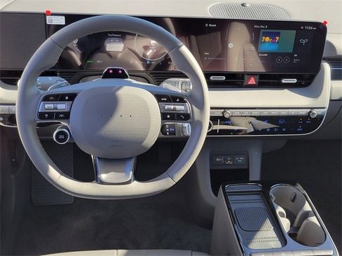 New 2026 Hyundai Ioniq 5 SEL image 4