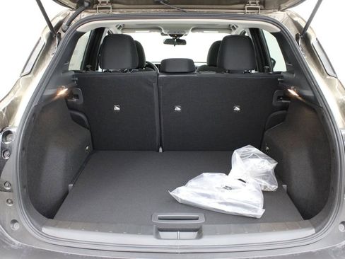 New 2026 Nissan Kicks SV w/ SV Premium Package image 28