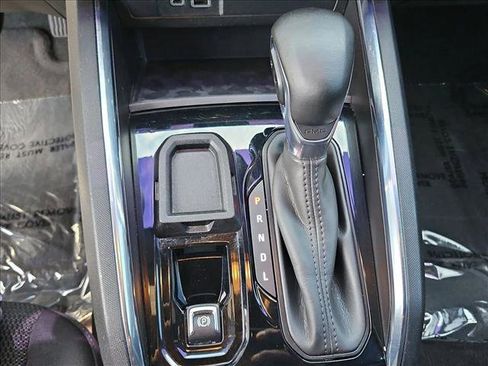 Used 2023 GMC Canyon Elevation w/ Convenience Package RWD image 12