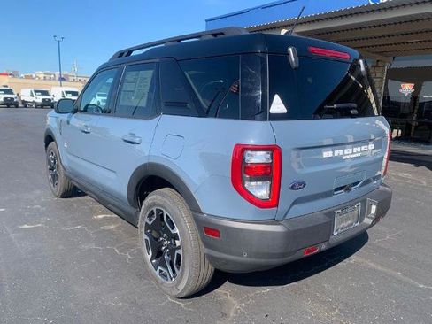Certified 2024 Ford Bronco Sport Outer Banks w/ Tech Package AWD/4WD image 6