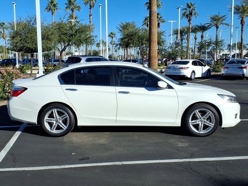 Used 2015 Honda Accord Sport image 7