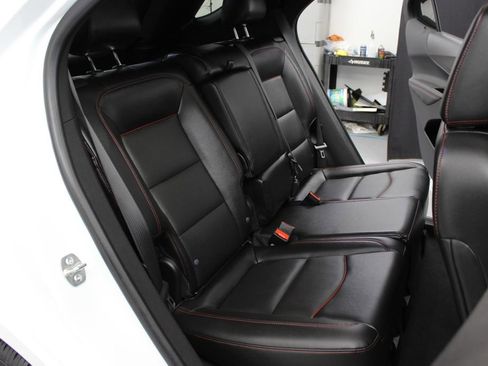 Used 2024 Chevrolet Equinox RS w/ RS Leather Package AWD/4WD image 26